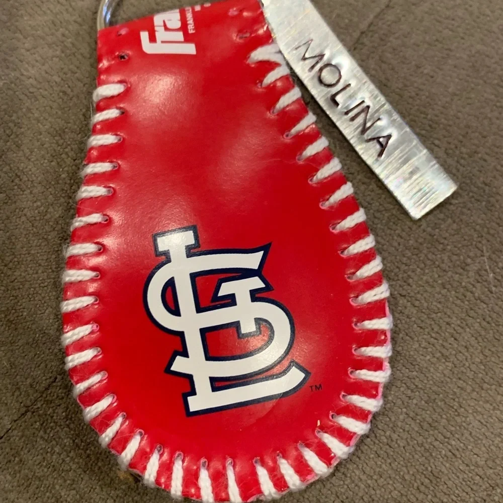 Cardinals Logo Baseball Keychain